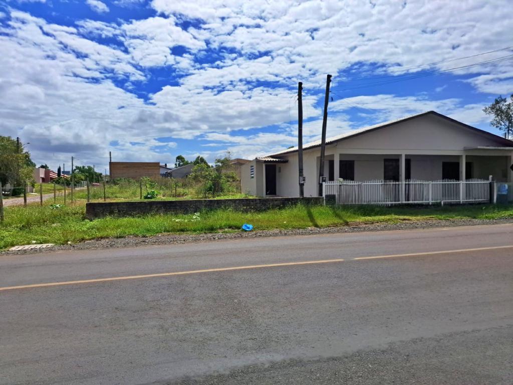Casa, 2 quartos, 130 m² - Foto 1