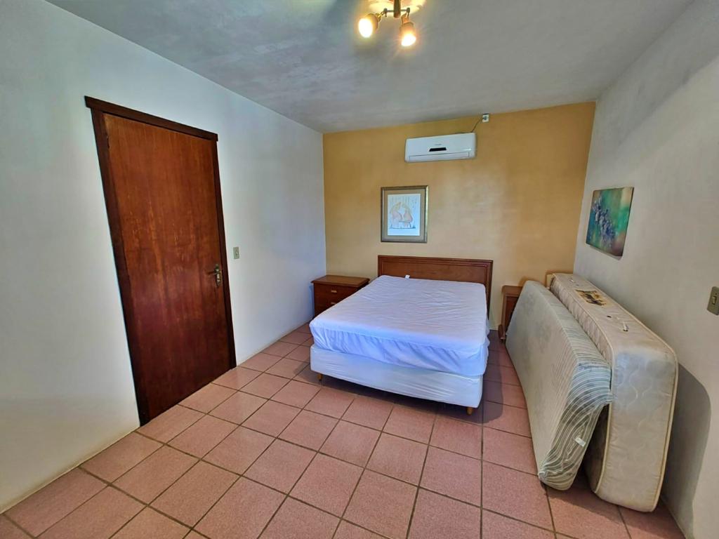 Casa, 5 quartos, 230 m² - Foto 15