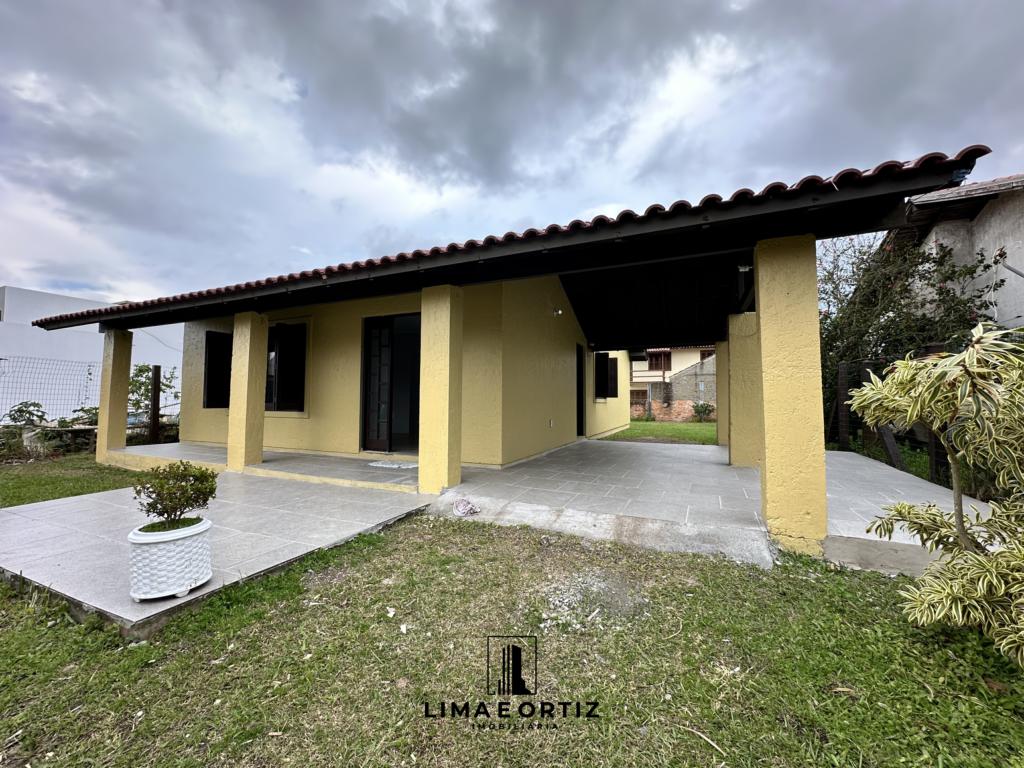 Casa 03 Dormitórios