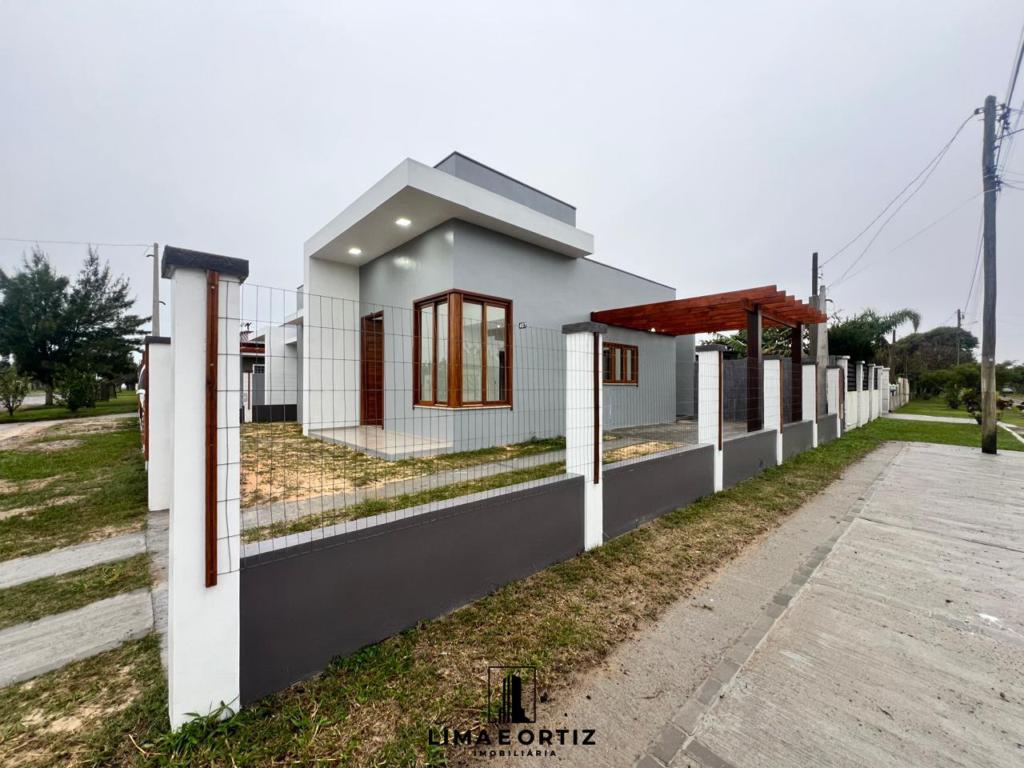 Casa 02 Dormitórios