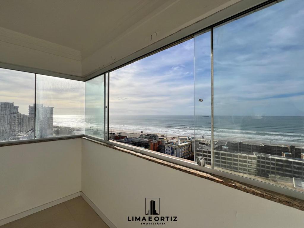 Apartamento 03 Dormitórios