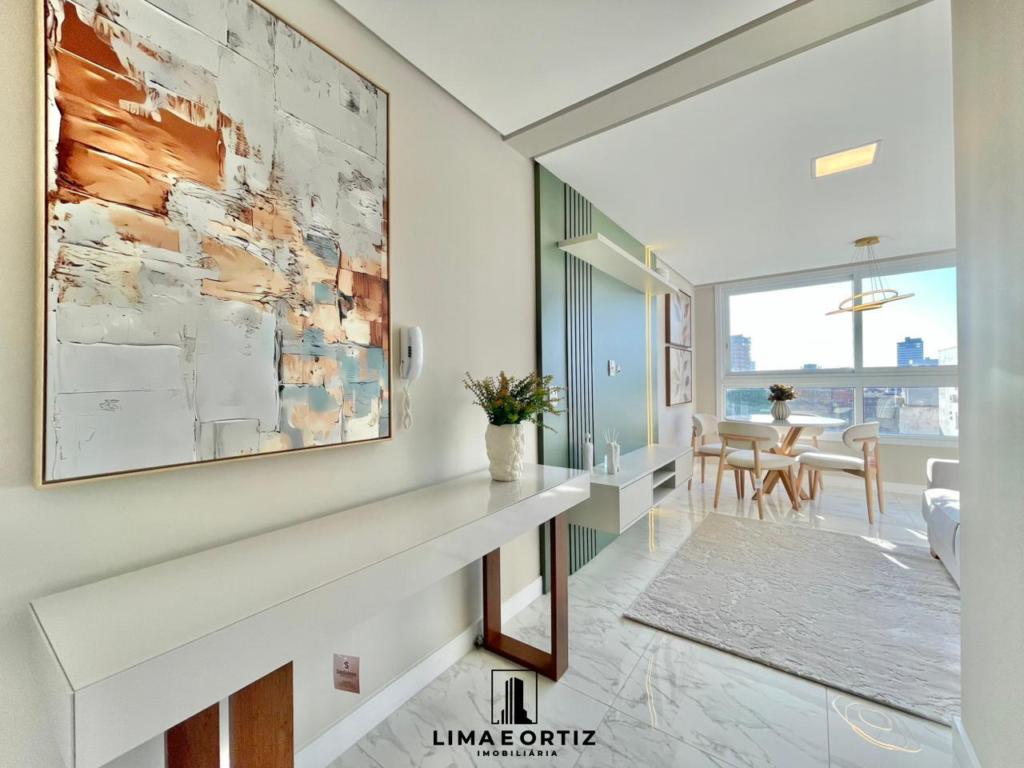 Apartamento 03 Dormitórios