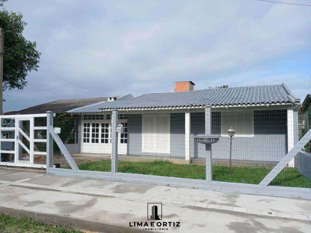 Casa 03 Dormitórios