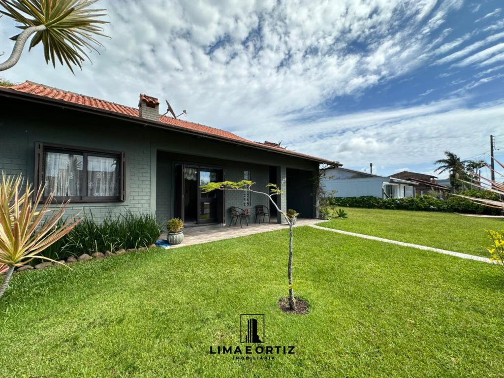 Casa 05 Dormitórios