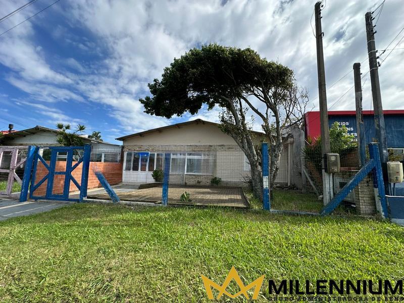 Casa Comercial